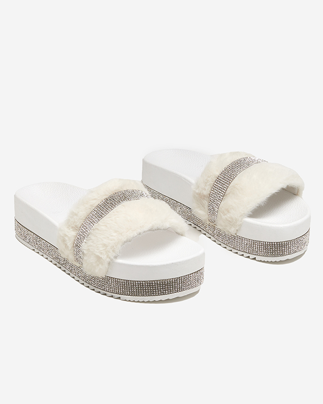 Pantoufles blanches pour femmes avec fourrure et zircons cubiques Zerika - Footwear