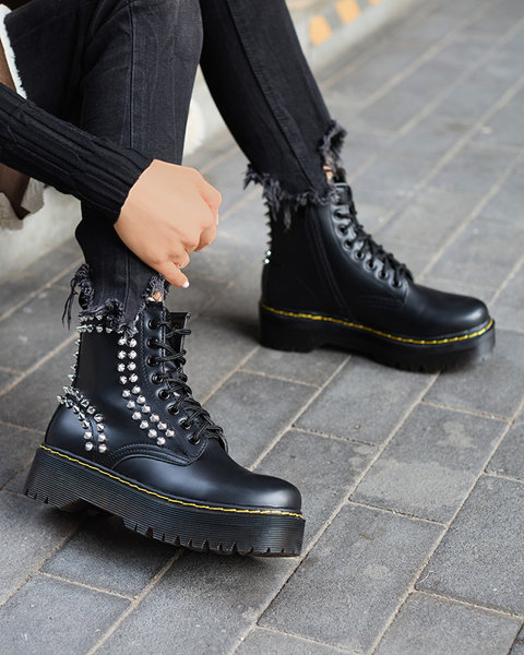 Bottes noires pour femmes avec clous Refika - Chaussures