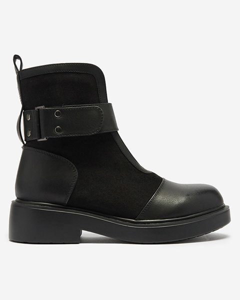 Bottes noires pour femmes avec une coupe de Salvaf- Footwear