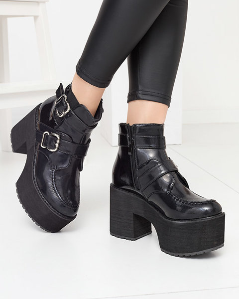 Bottes pour femmes laquées noires sur un montant et une plateforme Fenan- Footwear