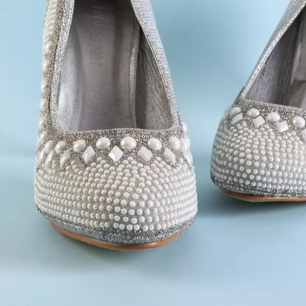 Escarpins argentés brillants sur un talon Madia - Chaussures