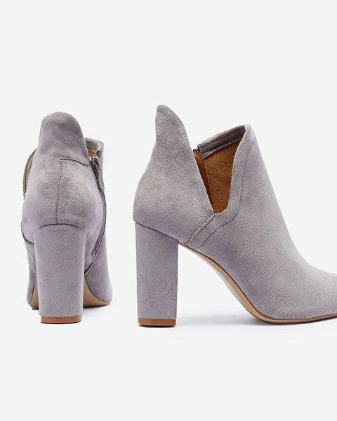 OUTLET Bottes grises à talon haut avec découpe pour femmes Alania - Footwear