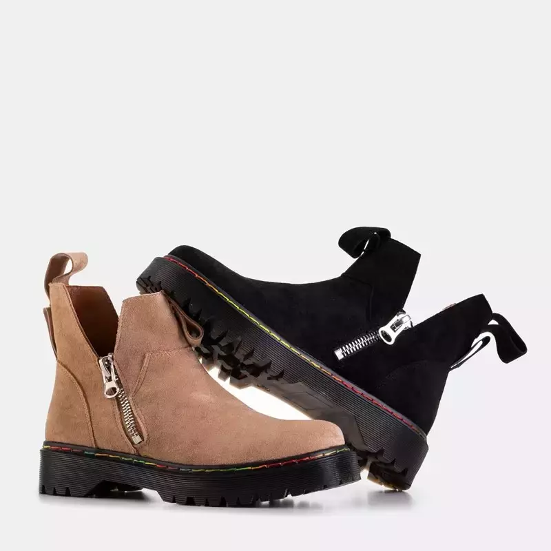 OUTLET Bottines noires pour femmes en éco-daim avec fermeture éclair Odeta - Chaussures