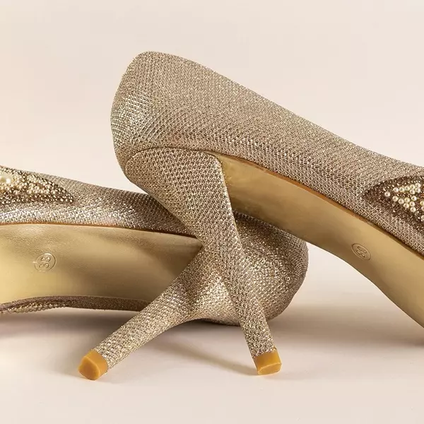 OUTLET Escarpins dorés brillants sur un talon aiguille Prisca - Chaussures