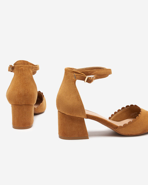 OUTLET Sandales camel femme en éco-daim sur le poteau Ametis - Footwear