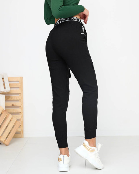 Pantalon cargo isolé femme noir avec poches - Vêtements