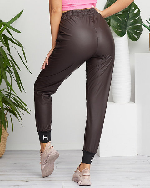 Pantalon en cuir écologique pour femme marron foncé - Vêtements