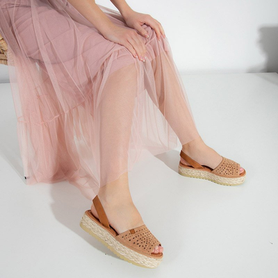 Sandales ajourées beiges pour femmes sur la plateforme Pieqa - Footwear
