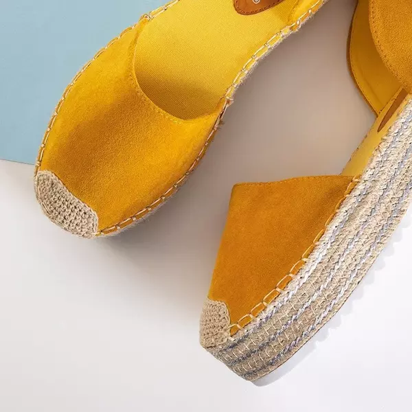 Sandales femme jaune a'la espadrilles sur la plateforme Indira - Chaussures