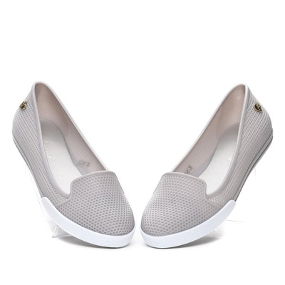 Szare, gumowe mokasyny Oakley- Obuwie