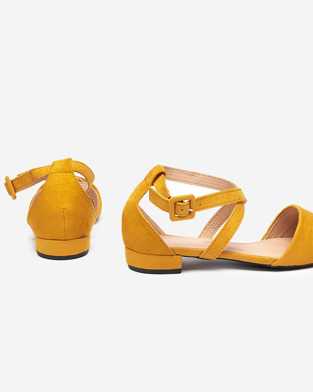 OUTLET Escarpins moutarde à talons plats Qiumi - Chaussures