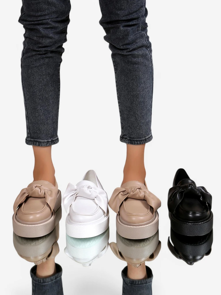 Royalfashion Élégantes mocassins pour femmes avec un nœud Ortto