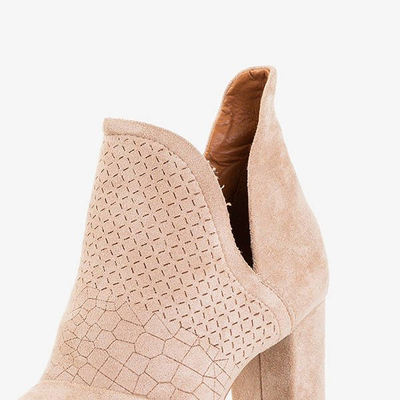 Bottines femme marron clair sur un montant supérieur avec une coupe Fimoli - Footwear