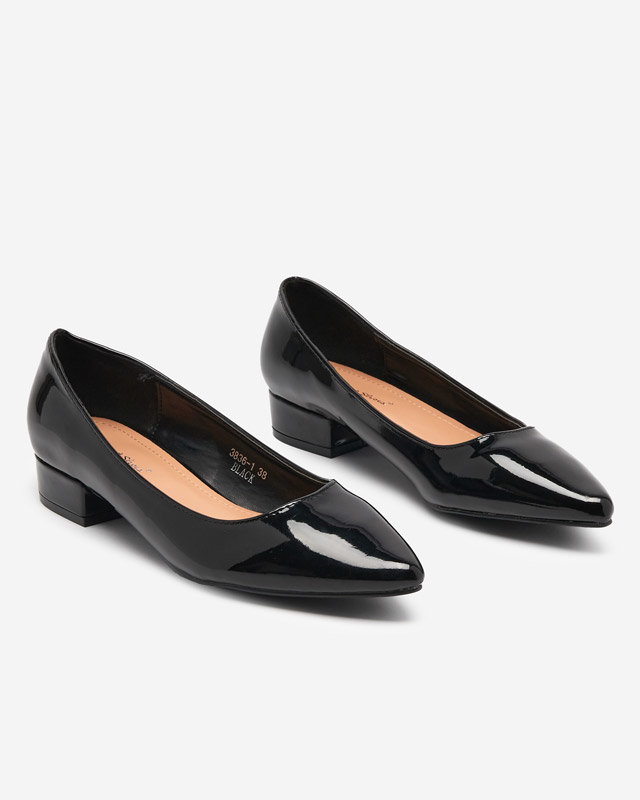 OUTLET Escarpins vernis noirs à talon plat Oki- Footwear royal