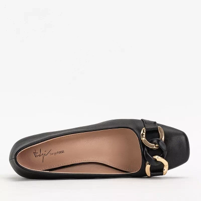 OUTLET Escarpins noirs pour femmes sur tige basse avec décoration Vetina - Chaussures