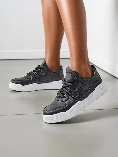 Baskets sportives Royalfashion pour femmes sur une semelle épaisse Uanes