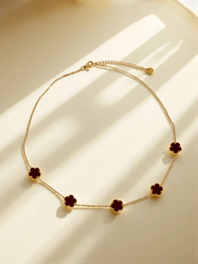 Collier Aurelia Clavis en nacre avec monture dorée