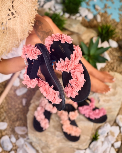 Royalfashion Sandales femmes corail avec fleurs Alferroy