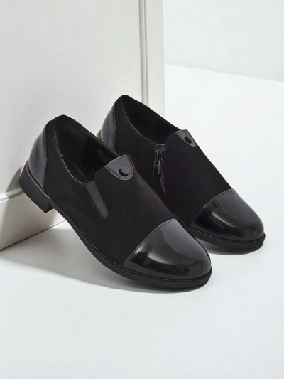 Aurelia Nero – élégants mocassins pour femmes Royalfashion en cuir mat