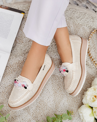 Royalfashion Mokassins avec pierres colorées Restea