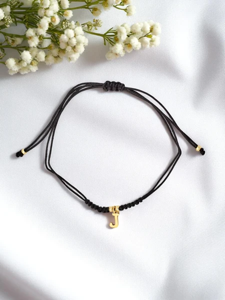 Bracelet pour femme avec la lettre J