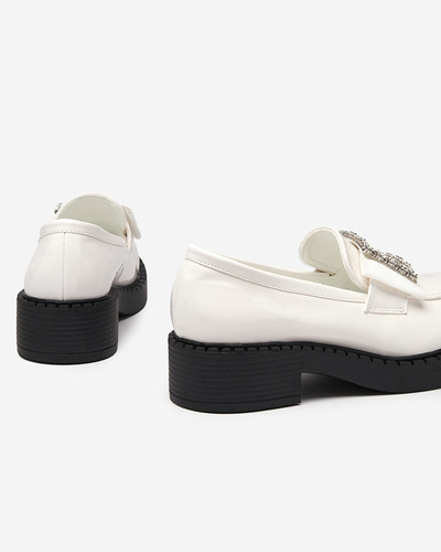 Chaussures laquées à boucle blanche. Fogim- Footwear