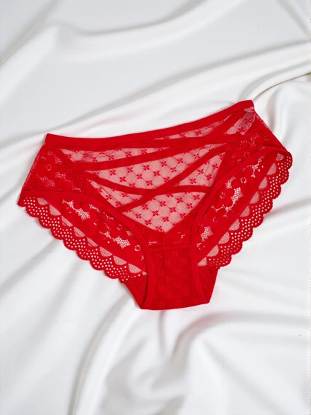 Culottes pour femmes avec dentelle et fines brides