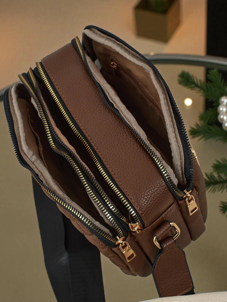 Petit sac à main matelassé Corinne en cuir écologique pour femmes