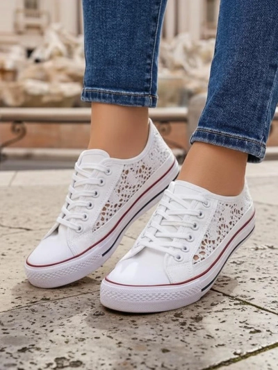 Aurelia Bianco - Baskets blanches ajourées Royalfashion en tissu, taille 40
