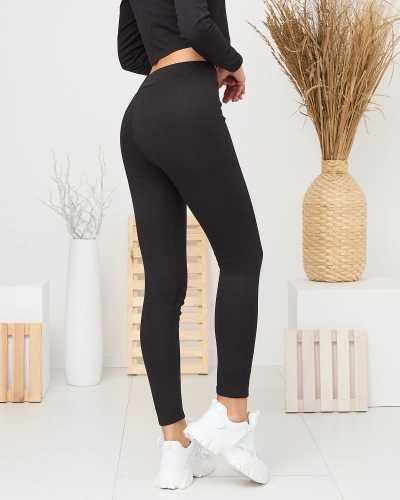Leggings noirs isolés pour femmes- Vêtements