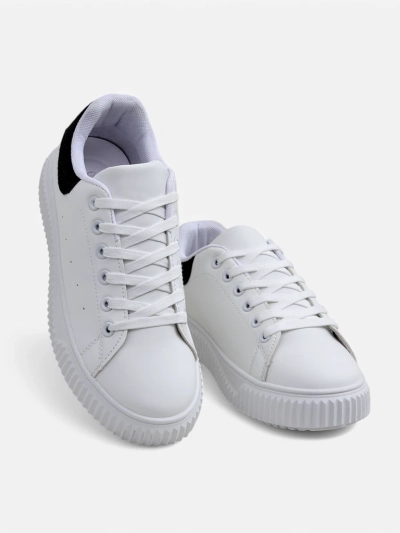Baskets compensées Callista pour femmes en cuir écologique blanc et noir