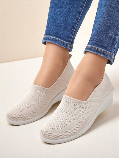 Royalfashion Mocassins pour femmes sur un petit wedges Epoles