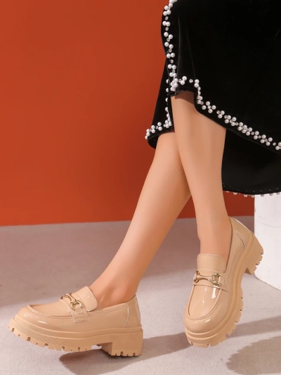 Mocassins en patte de Royalfashion pour femmes Berieta