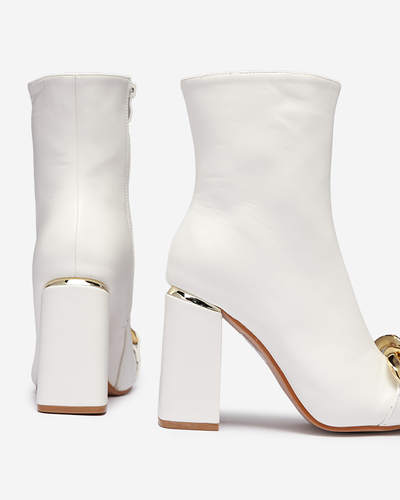 Bottes blanches à talons hauts pour femmes avec embellissements dorés Amiop- Footwear