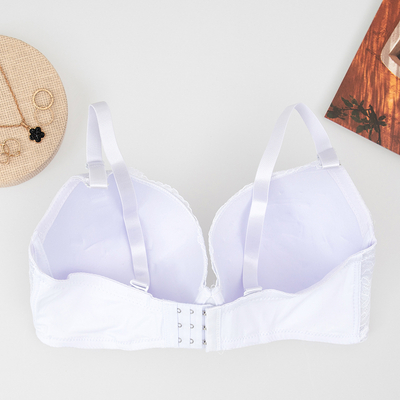Soutien-gorge blanc avec dentelle décorative - Sous-vêtements