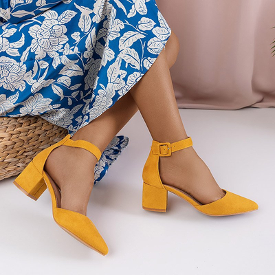 Escarpins pour femmes sur un Lux couleur moutarde - Chaussures