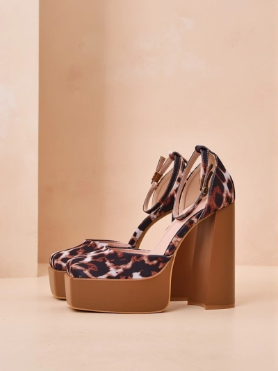 Royalfashion Escarpins à talon haut pour femmes sur un talon bloc. Folios