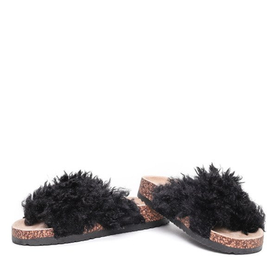 Czarne klapki z kożuszkiem Itzel- Obuwie