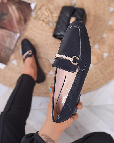 Mocassins noirs pour femmes avec ornements dorés Suletta- Footwear