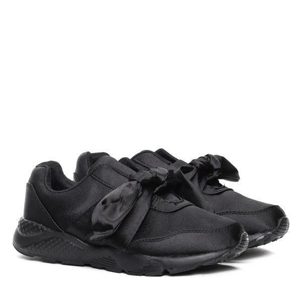 Czarne, satynowe sportowe obuwie z kokardką Mabel- Obuwie