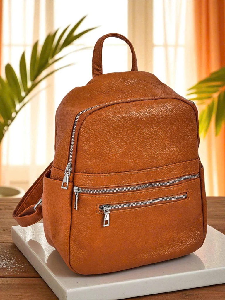 Sac à dos pour femmes Callista Królewska Moda en cuir écologique marron A4 fermeture éclair