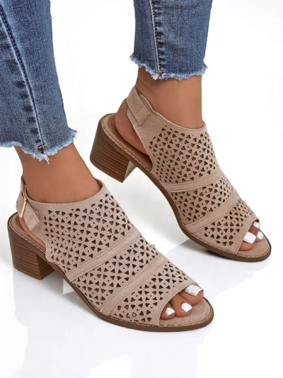 Royalfashion Sandales ajourées à talon bas Elira pour femmes