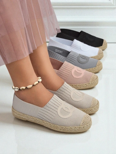 Aurelia Espadrilles Royalfashion Beige – Chaussures plates à enfiler pour femmes