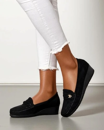 Mocassins pour femmes Royalfashion sur une semelle compensée basse Polefle