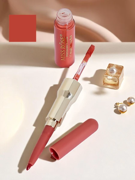 Rouge à lèvres liquide et crayon à lèvres 2-en-1 Mousse à la Fraise