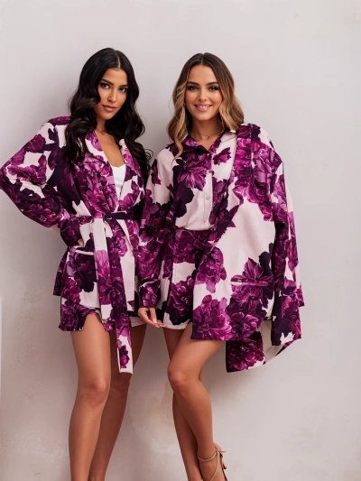 Ensemble floral Royalfashion pour femmes avec un blazer noué et des shorts