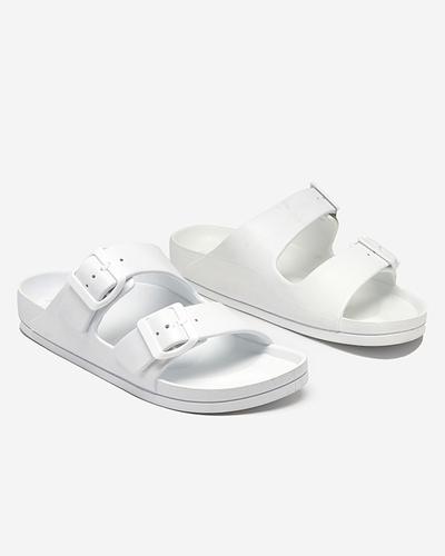 Chaussons blancs pour femme avec fermoirs. Teliwo - Footwear