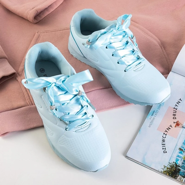 OUTLET Chaussures de sport pour femmes bleues à nouer avec un ruban Minorina - Footwear