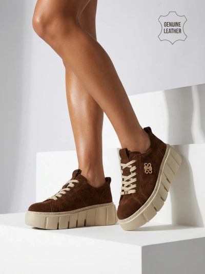 Baskets de sport pour femmes en cuir naturel Renos