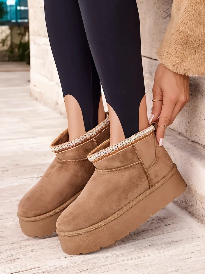 Royalfashion Bottes courtes pour femmes a'la bottes de neige Xoalla